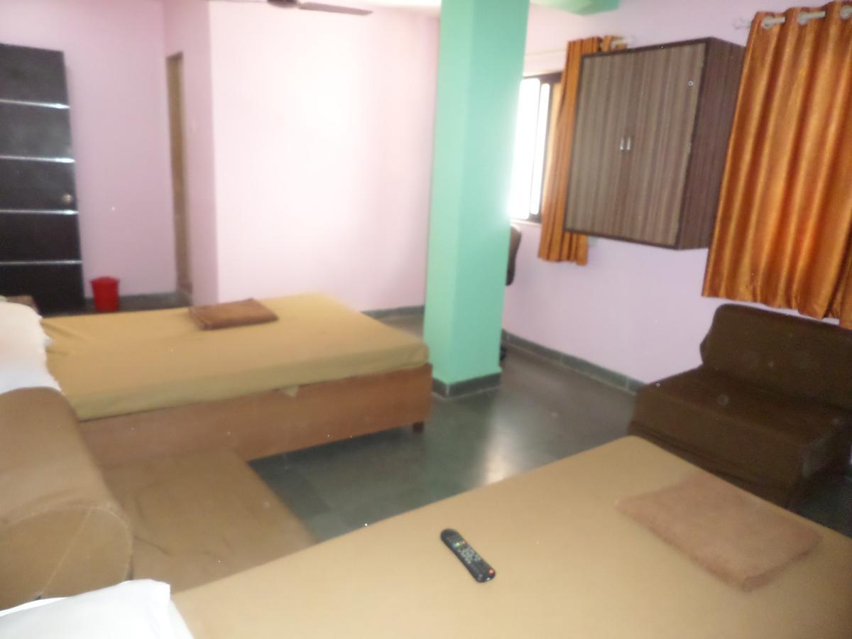 Ashtavinayak Residency Hotel Pune Exterior foto