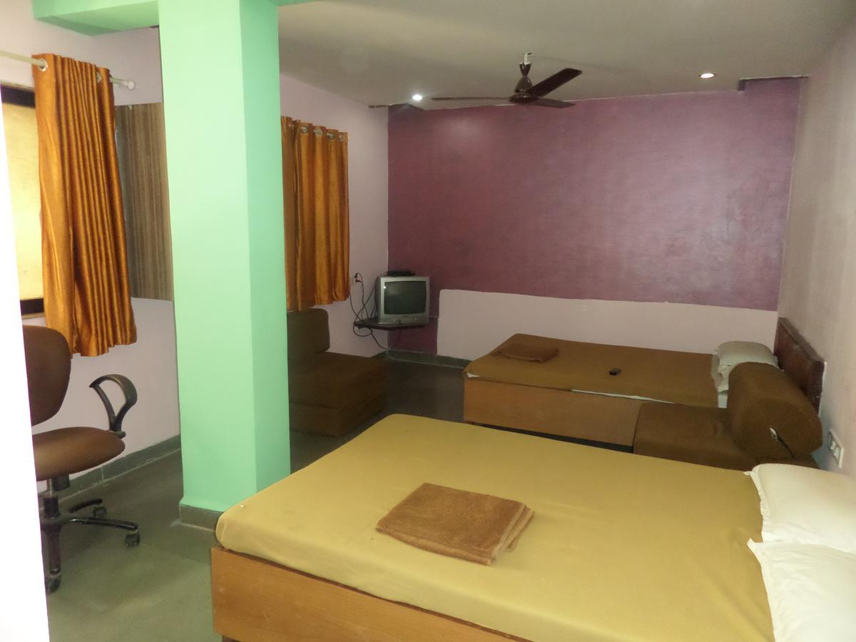 Ashtavinayak Residency Hotel Pune Exterior foto